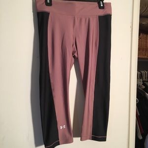 Under Armour Capri Compression Heatgear Yoga Pants
